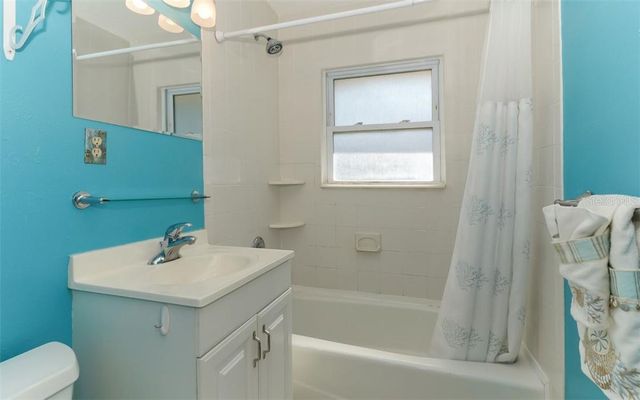 2141 SUNNYSIDE LANE, Sarasota, FL 34239