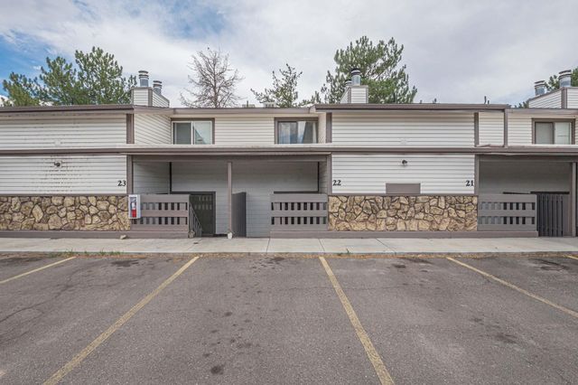 2150 College Pl Apt 22, Grand Junction, CO 81501