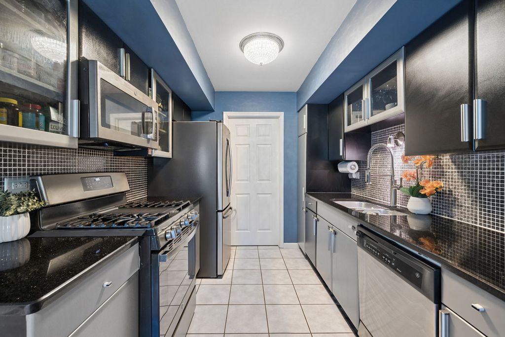 9239 WOODBURY Court, Orland Park, IL 60462 — photo 5