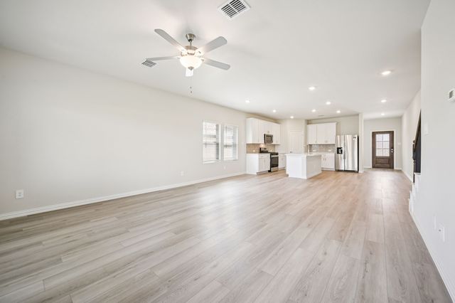 1939 Furlong Drive, Seagoville, TX 75159