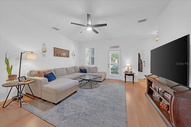9512 WEST PARK VILLAGE DRIVE 107, Tampa, FL 33626