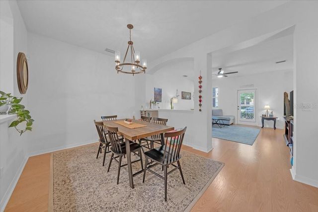 9512 WEST PARK VILLAGE DRIVE 107, Tampa, FL 33626