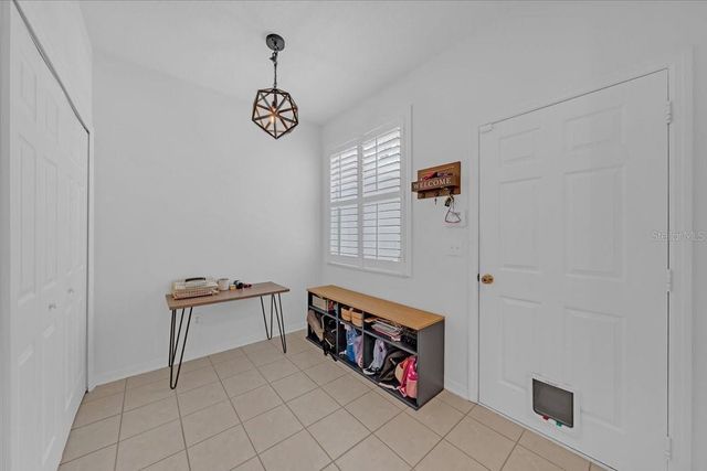 9512 WEST PARK VILLAGE DRIVE 107, Tampa, FL 33626