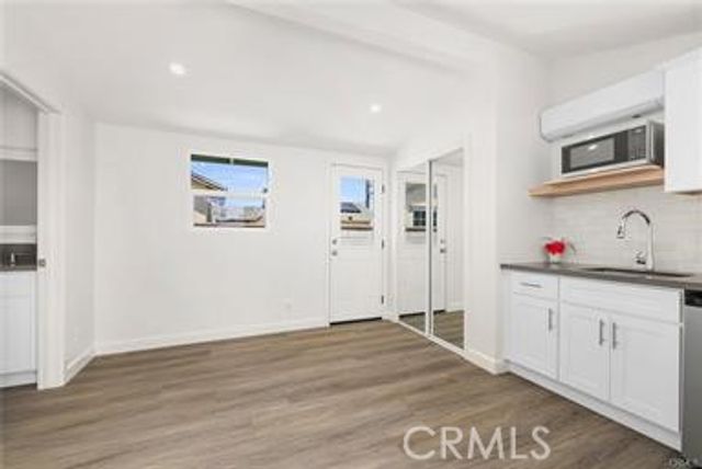 204 S Raymond, Fullerton, CA 92831