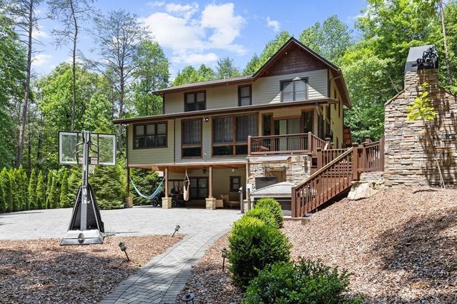 91 River Road, Cherry Log, GA 30522