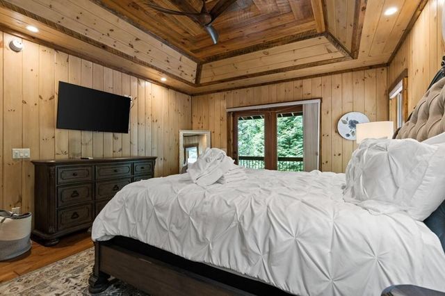 91 River Road, Cherry Log, GA 30522