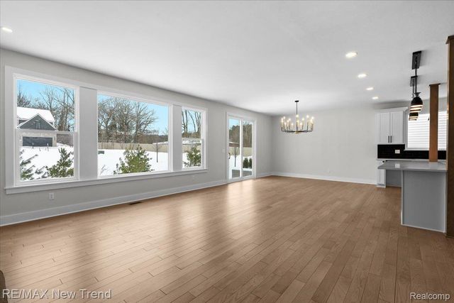 203 Mountain View Lane, Milford Village, MI 48381