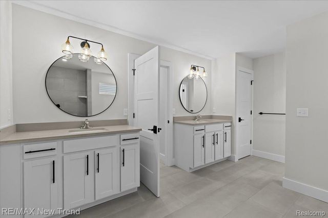 203 Mountain View Lane, Milford Village, MI 48381