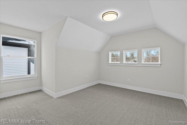 203 Mountain View Lane, Milford Village, MI 48381