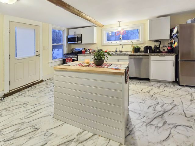 2830 Stage Road, Benson, VT 05743