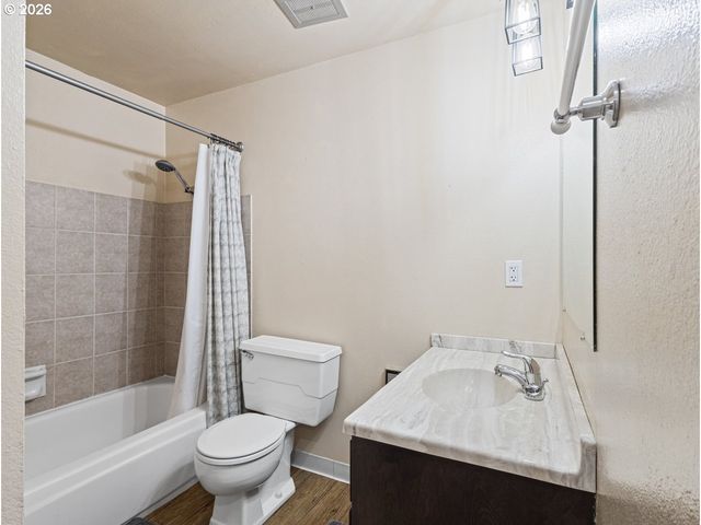 2701 Ne 113TH St, Vancouver, WA 98686