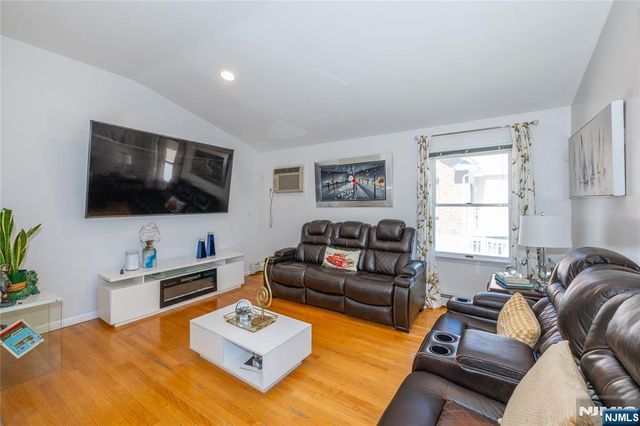 690 Garden Street, Maywood, NJ 07607