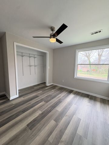 311 Malone Dr, Gallatin, TN 37066