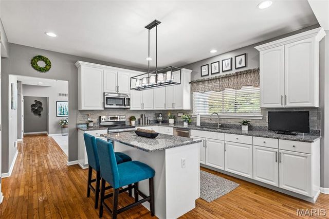 926 Kingsridge Court, Wildwood, MO 63021