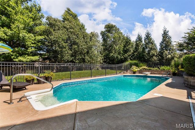 926 Kingsridge Court, Wildwood, MO 63021