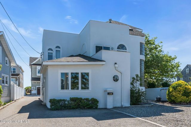 1322 Ocean Avenue, Point Pleasant Beach, NJ 08742