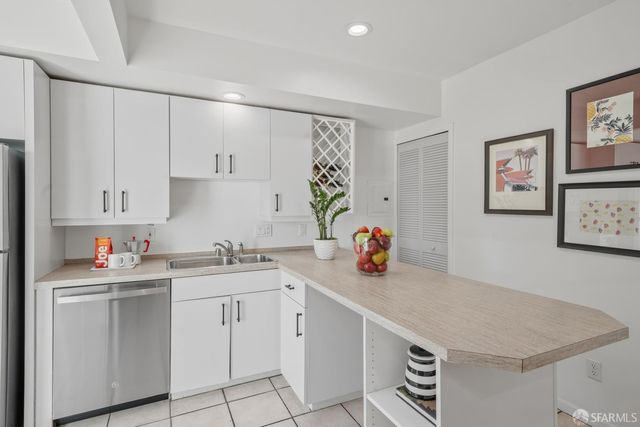983 14th Street, San Francisco, CA 94114