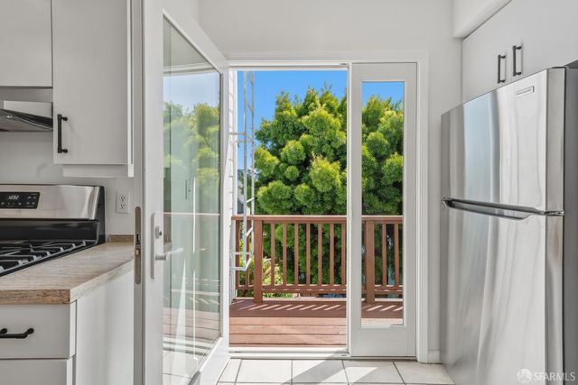 983 14th Street, San Francisco, CA 94114