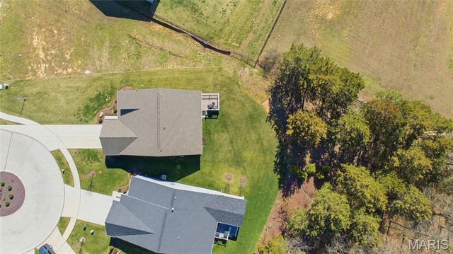 2 Spinney Bough Court, Wentzville, MO 63385