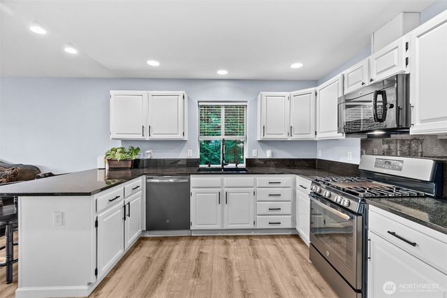 1400 SE Crescent Drive, Shelton, WA 98584