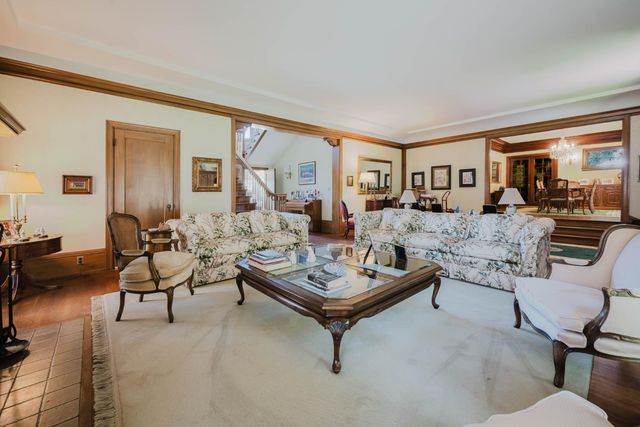 1637 N Hunter St, Stockton, CA 95204