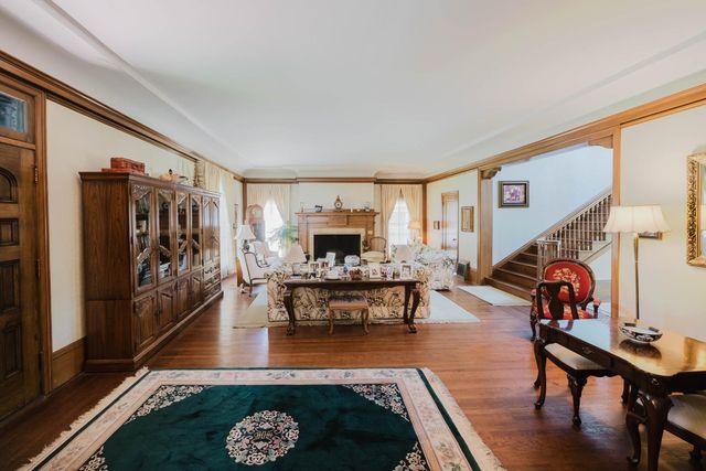 1637 N Hunter St, Stockton, CA 95204