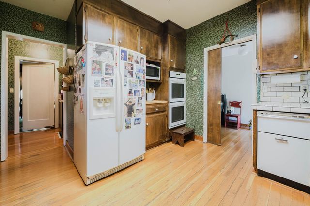 1637 N Hunter St, Stockton, CA 95204