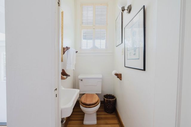 1637 N Hunter St, Stockton, CA 95204