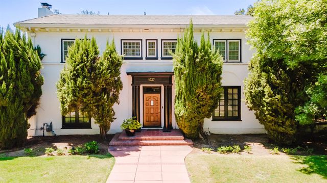 1637 N Hunter St, Stockton, CA 95204