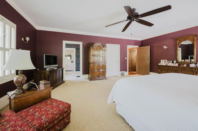 1637 N Hunter St, Stockton, CA 95204