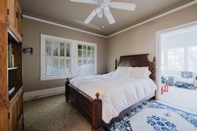 1637 N Hunter St, Stockton, CA 95204