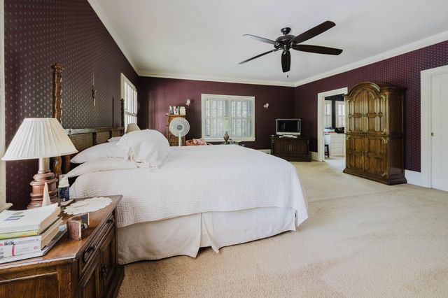 1637 N Hunter St, Stockton, CA 95204