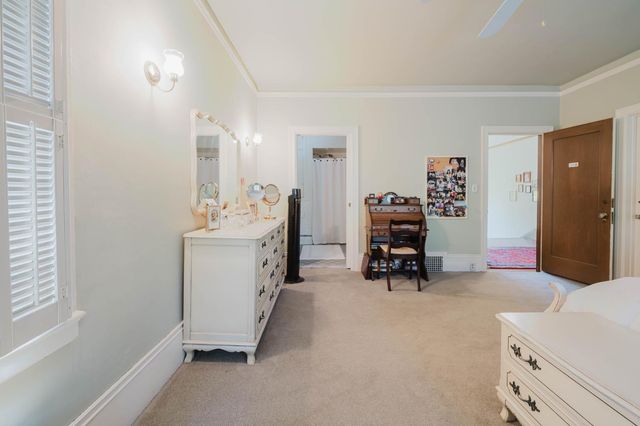 1637 N Hunter St, Stockton, CA 95204