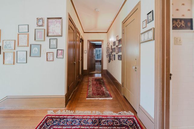 1637 N Hunter St, Stockton, CA 95204