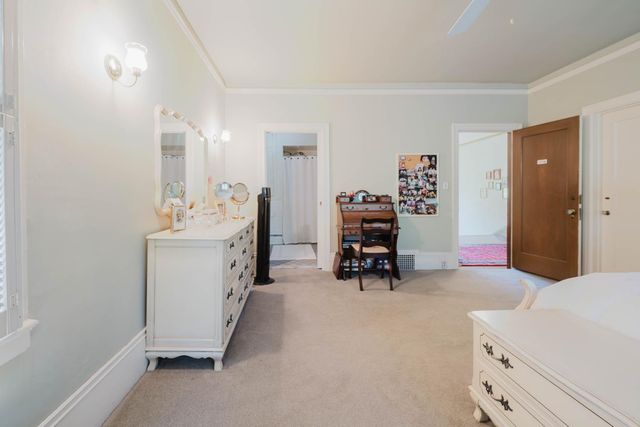 1637 N Hunter St, Stockton, CA 95204