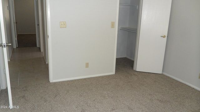 2146 W UTOPIA Road, Phoenix, AZ 85027
