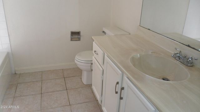 2146 W UTOPIA Road, Phoenix, AZ 85027