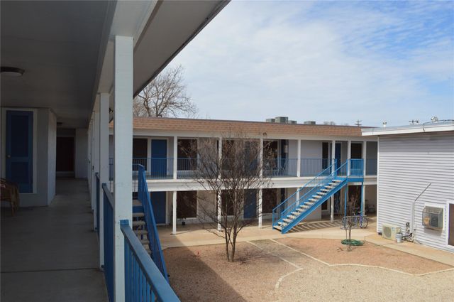 4709 Harmon Ave 419, Austin, TX 78751