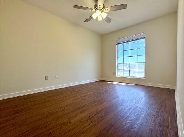 4709 Harmon Ave 419, Austin, TX 78751