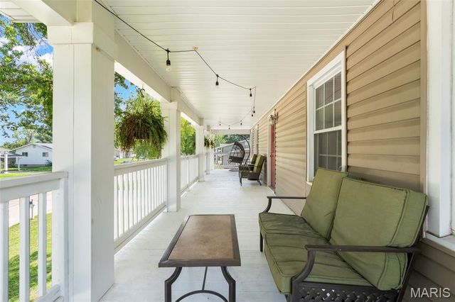 210 Capri Drive, O'fallon, MO 63366