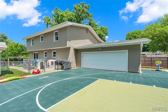 210 Capri Drive, O'fallon, MO 63366