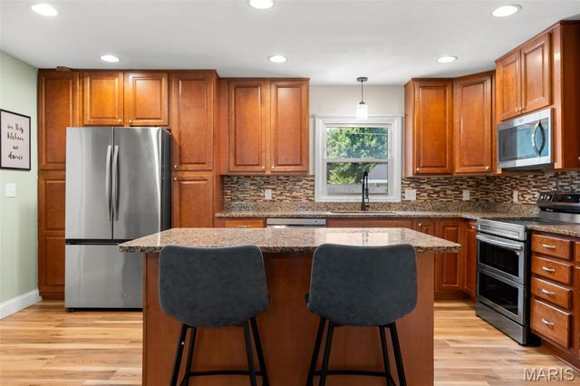 210 Capri Drive, O'fallon, MO 63366