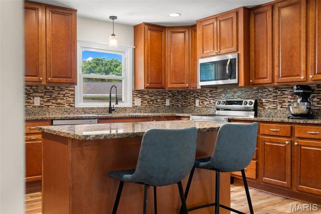 210 Capri Drive, O'fallon, MO 63366