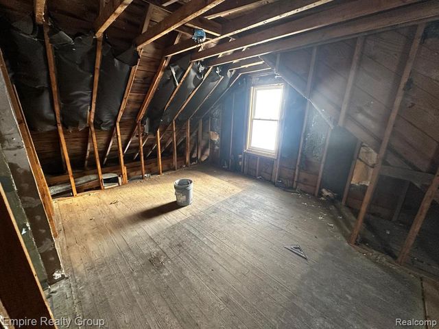 5132 S Inkster Road, Westland, MI 48186