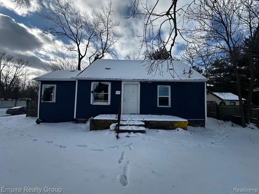 5132 S Inkster Road, Westland, MI 48186