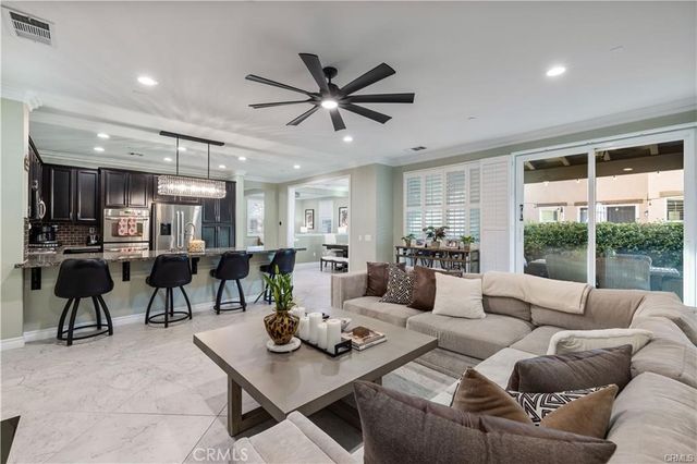 28537 Vista Del Rio, Valencia, CA 91354