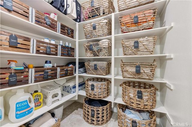 28537 Vista Del Rio, Valencia, CA 91354