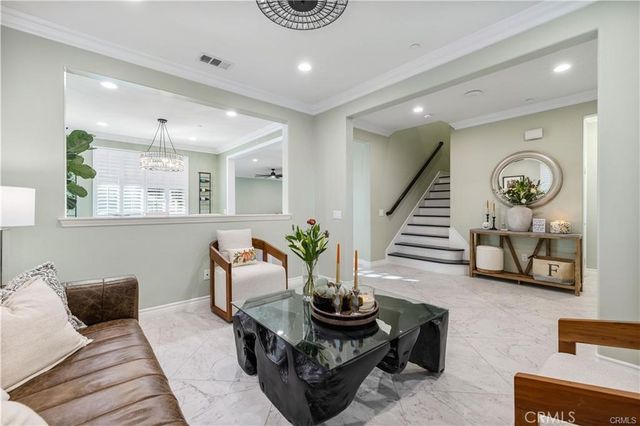 28537 Vista Del Rio, Valencia, CA 91354