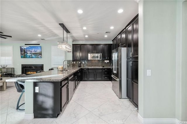 28537 Vista Del Rio, Valencia, CA 91354