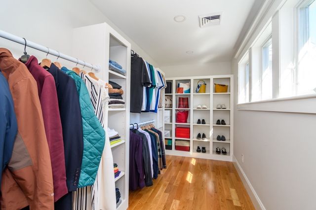 16 Bradford Rd, Natick, MA 01760